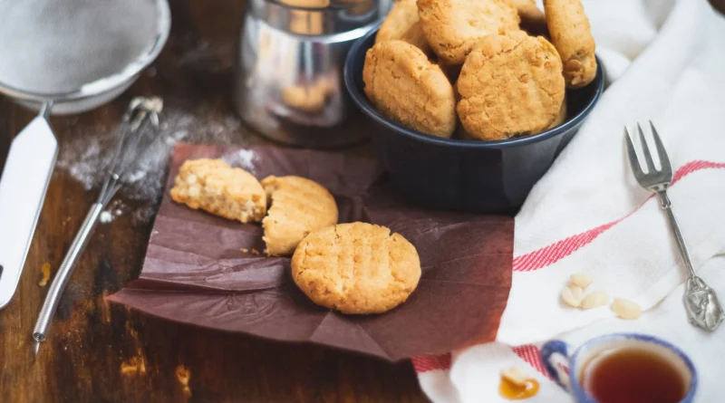 Veja os Benefícios do Óleo de Coco e uma Receita de Biscoito Low Carb